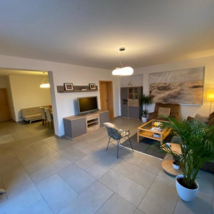 Apartament cu 6 camere situat in sector 6, Prelungirea Ghencea nr.281
