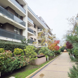 Oaza de liniste in apartament de lux, in padurea Baneasa