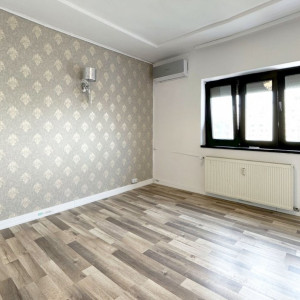 Apartament 3 camere, decomandat, 2 bai, vedere libera, Vitan.